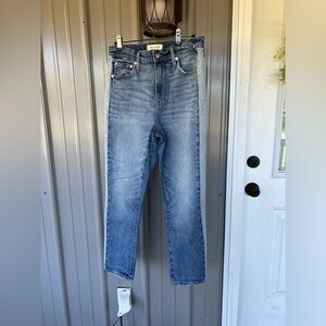Madewell size 26 high rise crop boy Jean